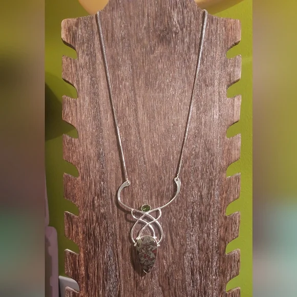 Unique Dragon Stone Necklace - Picture 2 of 5